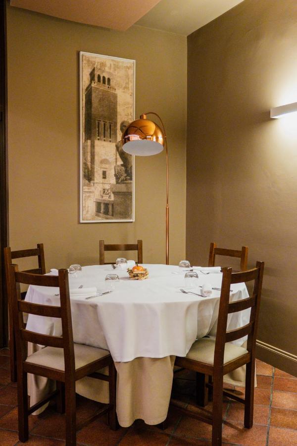 La Taverna Antica Rooms Pescara Bagian luar foto