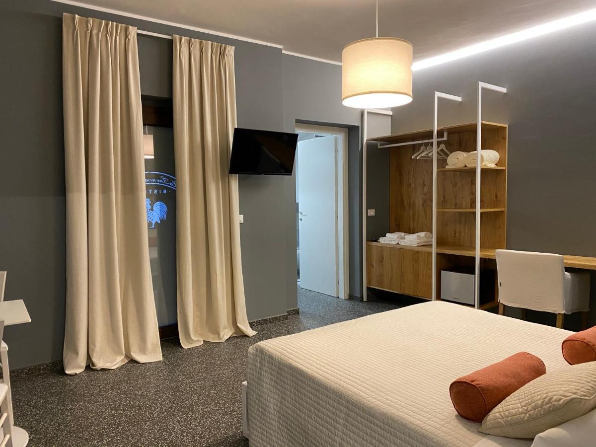 La Taverna Antica Rooms Pescara Bagian luar foto